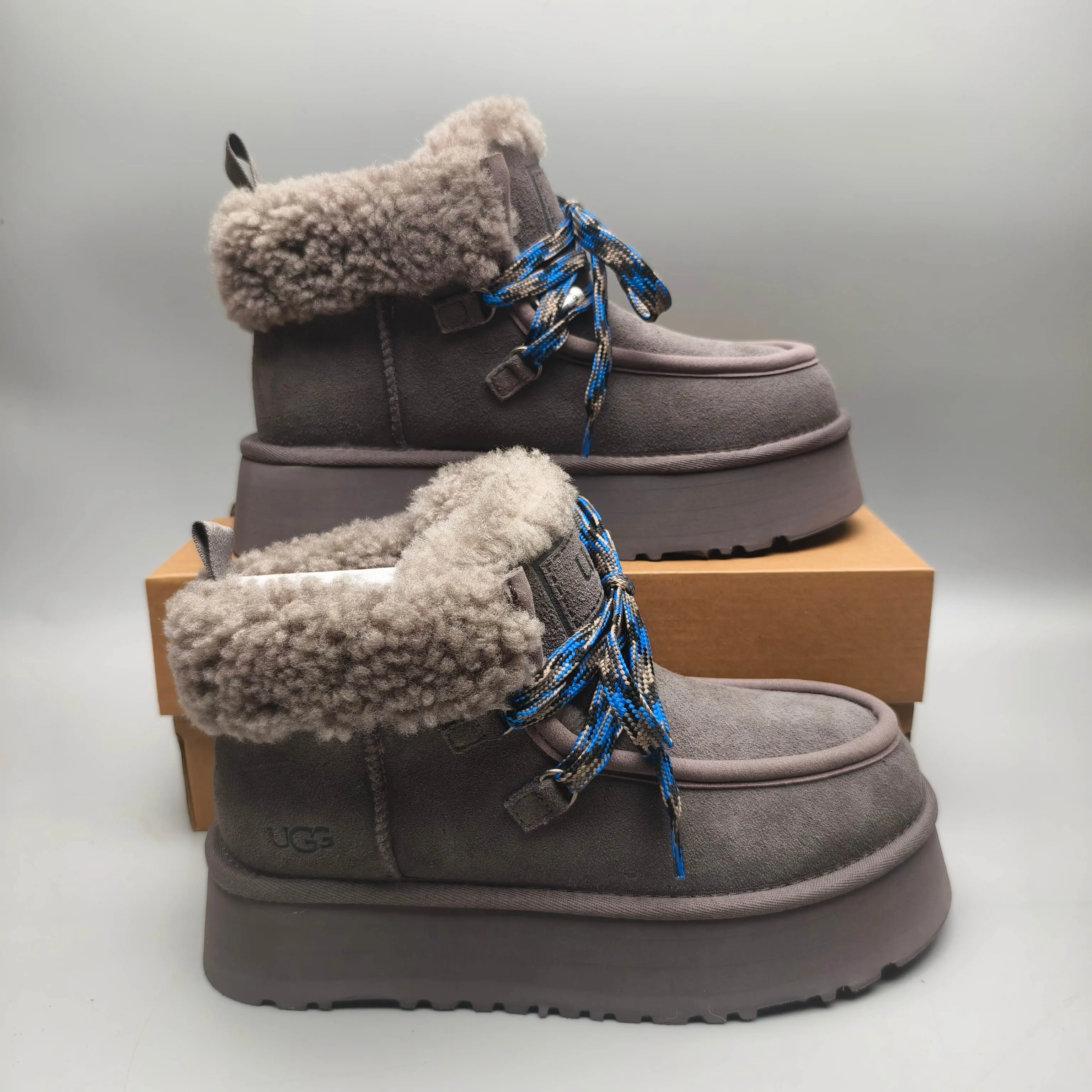 💰560 UGG sheepskin all-in-one snow boots 3954 thick-soled lace-up women's boots Color: Maroon Black Chocolate Brown Gray Size: 35-41